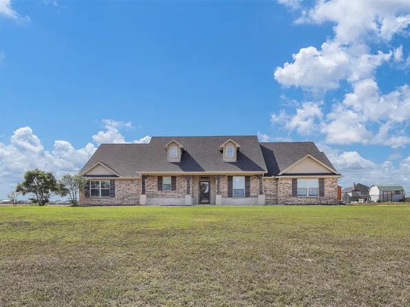 8818 Abner Rd, Terrell, TX 75161