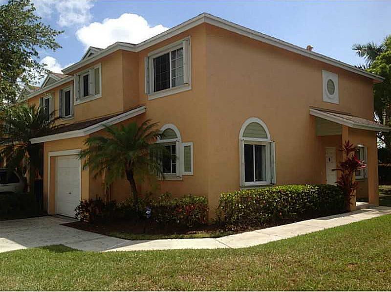 1st image of 1178 SW 44th Ave #1178