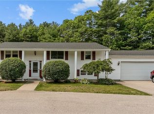 386 Mishnock Rd, West Greenwich, RI 02817