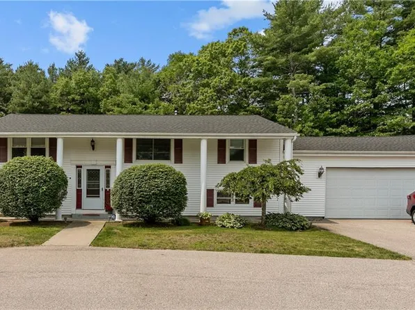 386 Mishnock Rd, West Greenwich, RI 02817