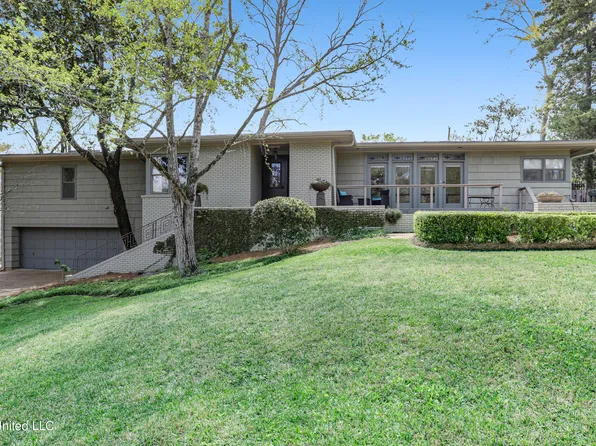 225 Glenway Dr, Jackson, MS 39216