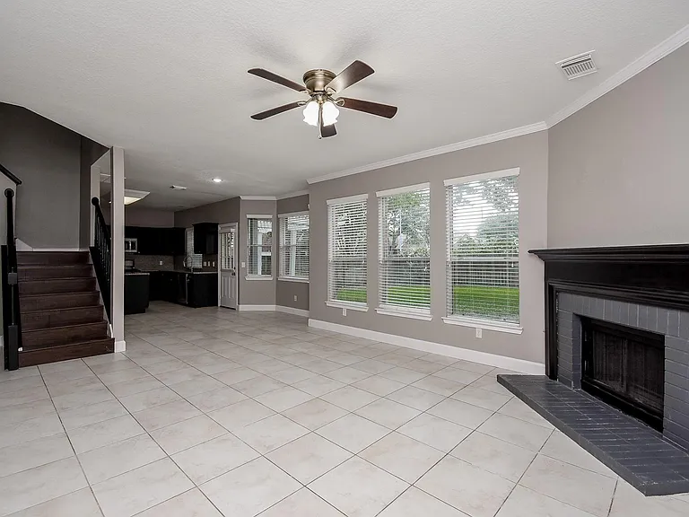 6318 Faulkner Ridge Dr — Photo 10