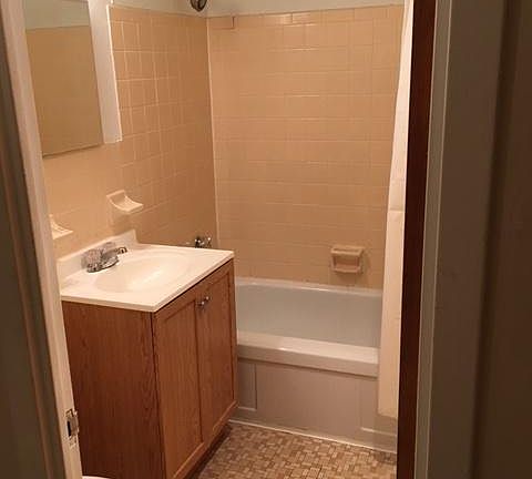 4th image of 11850 Edgewater #Lake House
