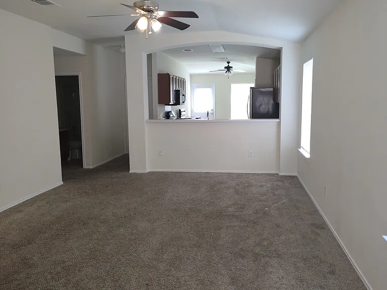 382 Lake Washington Dr — Photo 7