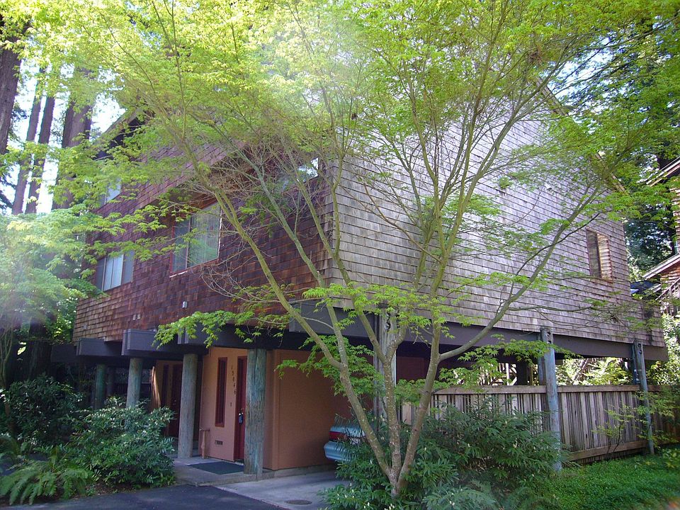 1st image of 13046 Sosna Way