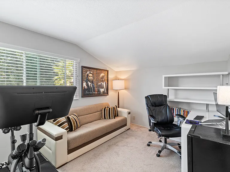 245 Firestone Dr — Photo 15