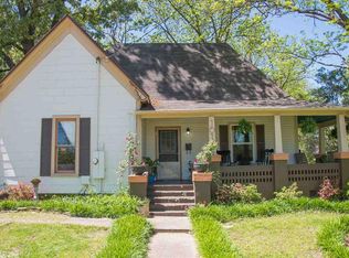 1017 Haltom St, Jonesboro, AR 72401