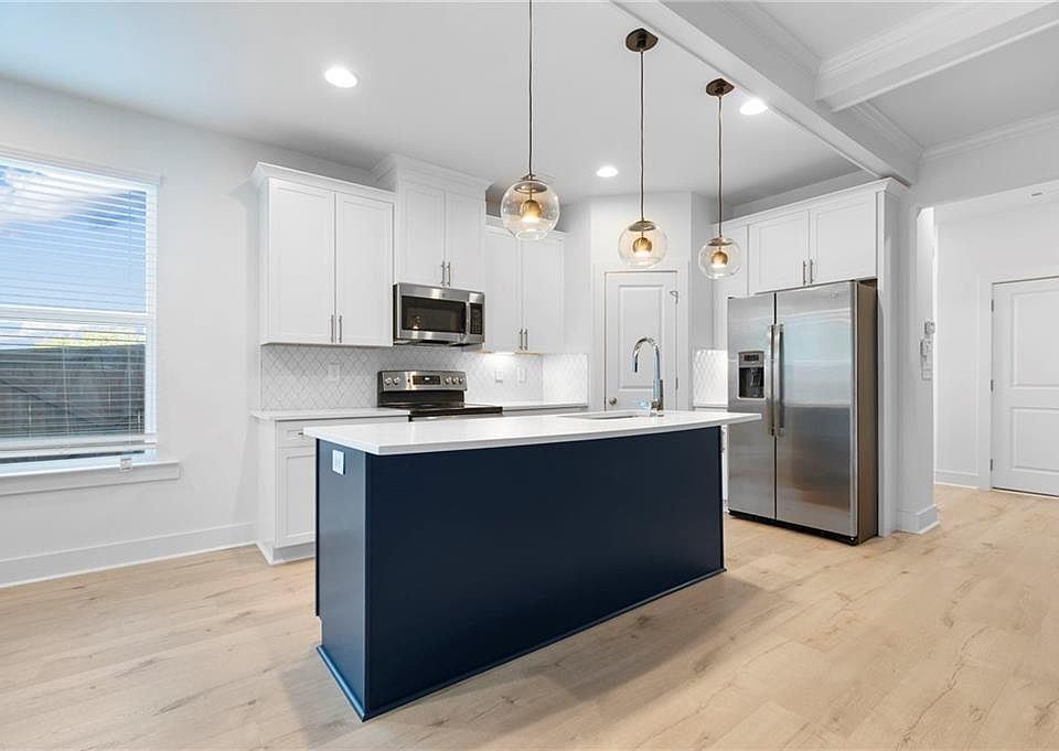 1st image of 5412 Brooklands Dr