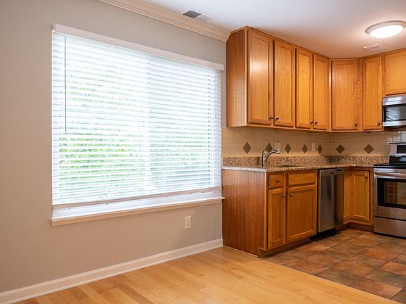 2nd image of 1640 Westwind Way