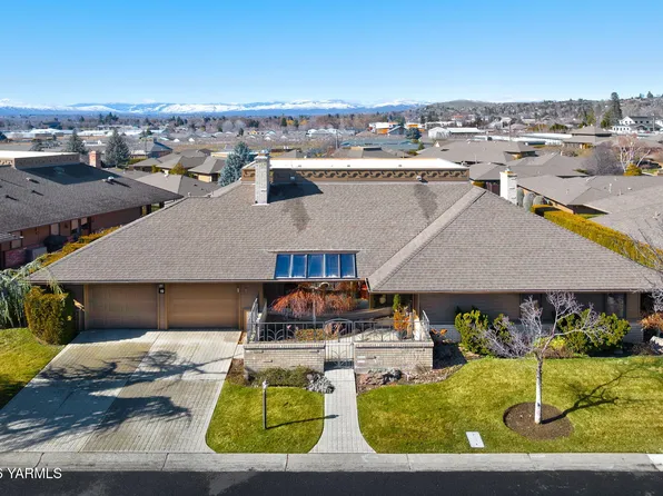 101 N 48th Ave APT 19, Yakima, WA 98908