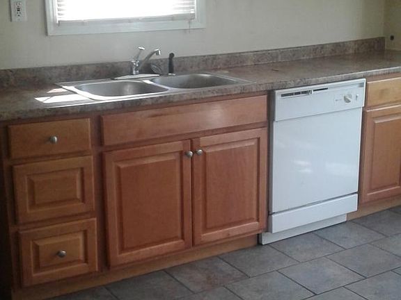 5th image of 4489 Lee Heights Blvd