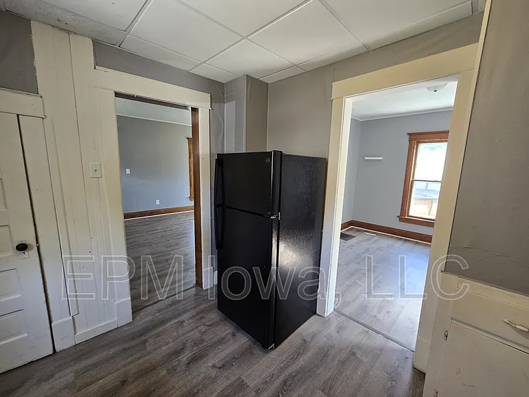 1311 W 2nd St — Photo 11