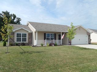 1020 Farmington Dr, Bluffton, IN 46714