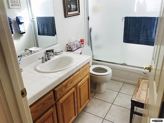 3rd image of 1013 Silveranch Dr