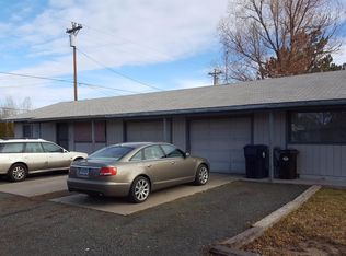 2324 SW 25th St, Redmond, OR 97756