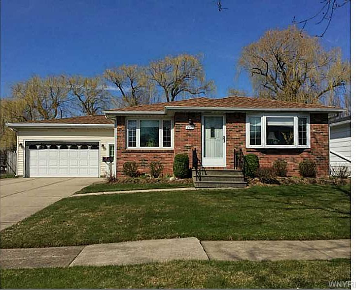 1st image of 130 Christopher Dr