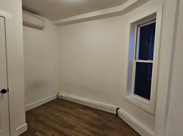 230 Van Horne Street image 5 of 7