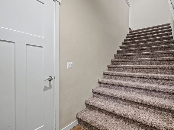 4th image of 1643 Burnside Pl Unit C