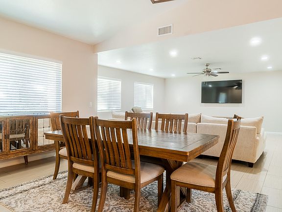 3rd image of 3238 W Coriander Dr