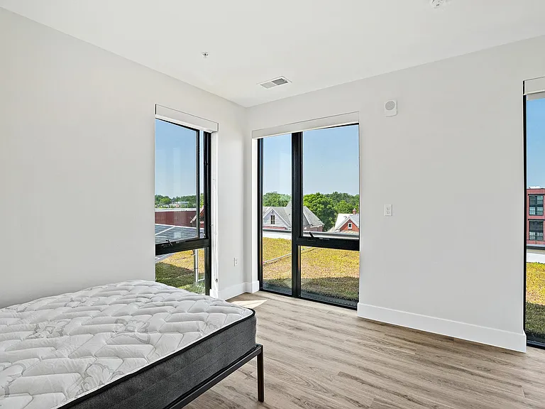 Cypress on Vine Co-Living — Photo 15