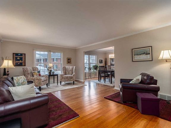 2nd image of 3047 E Newport Ct #3047