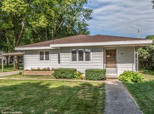 125 Locust St, Earlham, IA 50072