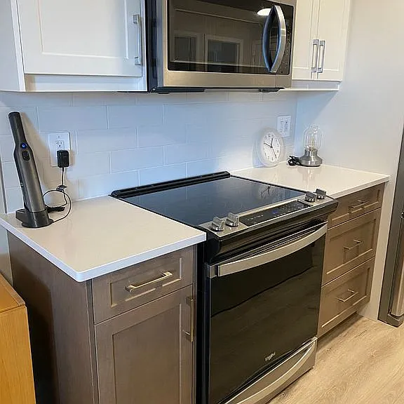 30 Hillside Meadow Dr #301 — Photo 10