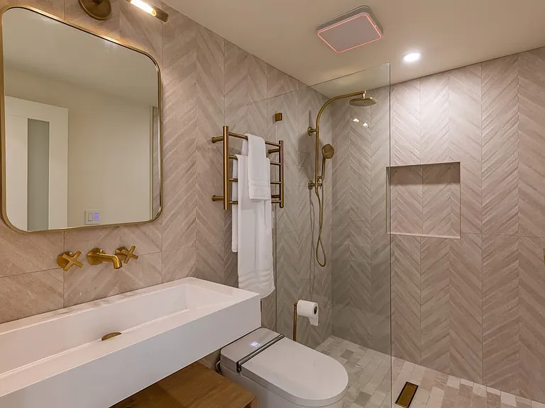 3525 Coast View Dr — Photo 75
