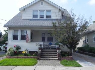 10 Park St, Little Ferry, NJ 07643