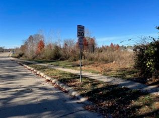 Blohm Ave, Effingham, IL 62401