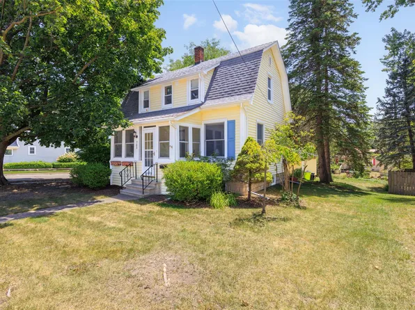 703 1st St, Rochester, MI 48307