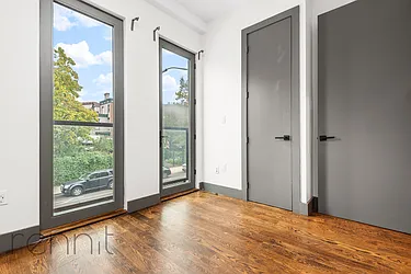 Rented by Rennit Inc.