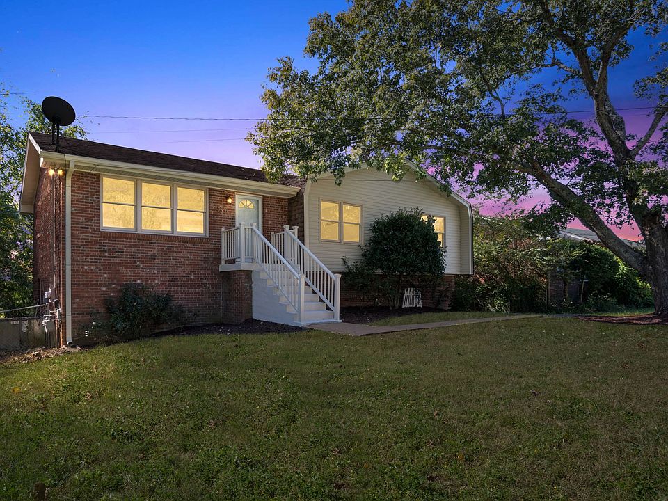1st image of 2937 Cherry Hills Dr