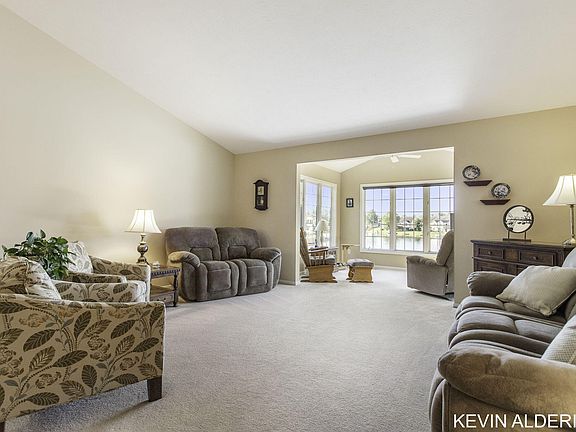 5th image of 8900 N Clearwater Dr