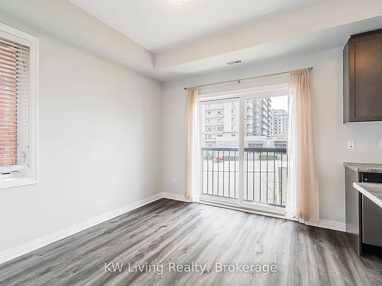 70 Plains Rd E #18 — Photo 17