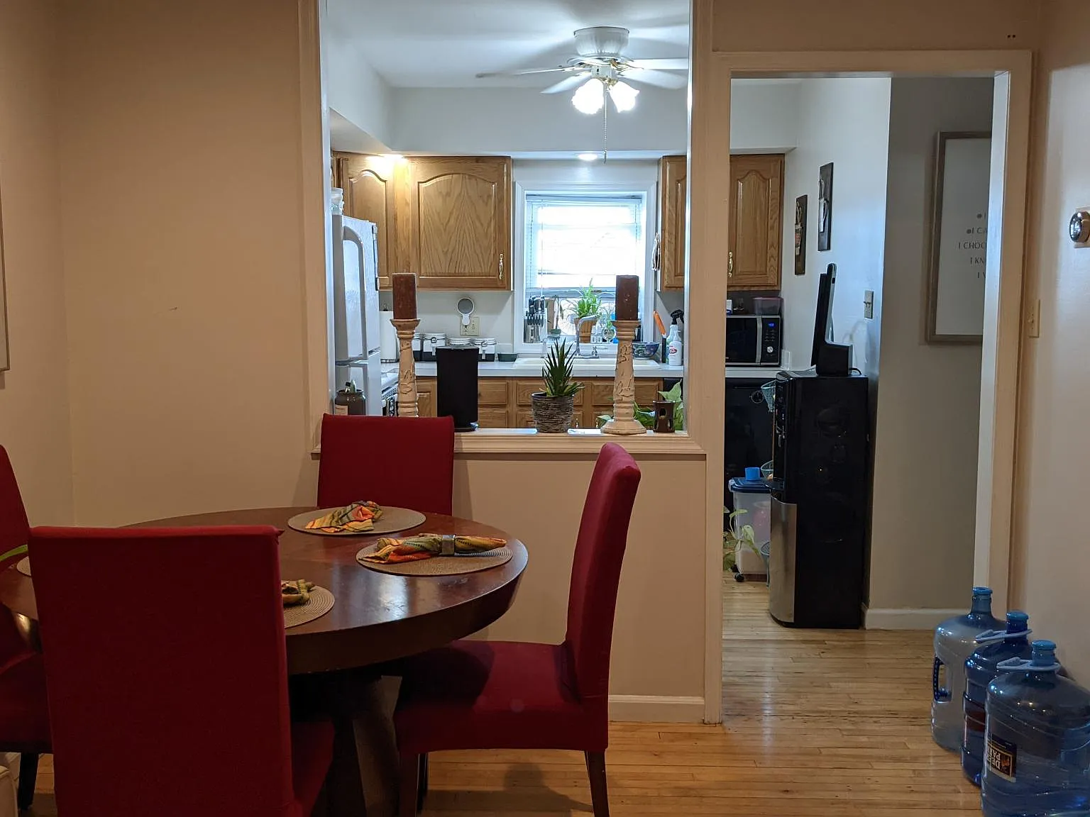 1516 Main St — Photo 2