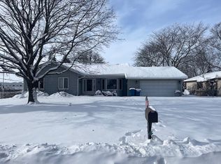 10N770 2nd St, Elgin, IL 60123