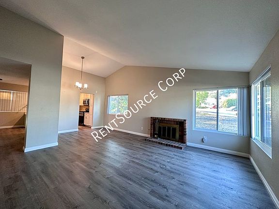 4th image of 27647 Sequoia Glen Dr