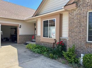 W264N2031 Deer Haven Ct, Pewaukee, WI 53072