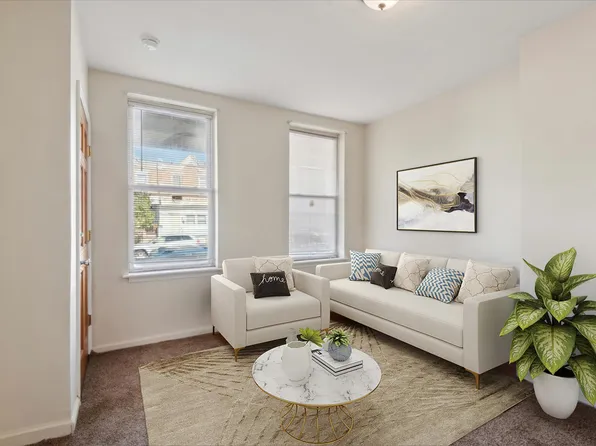 758 S 52nd St #1, Philadelphia, PA 19143