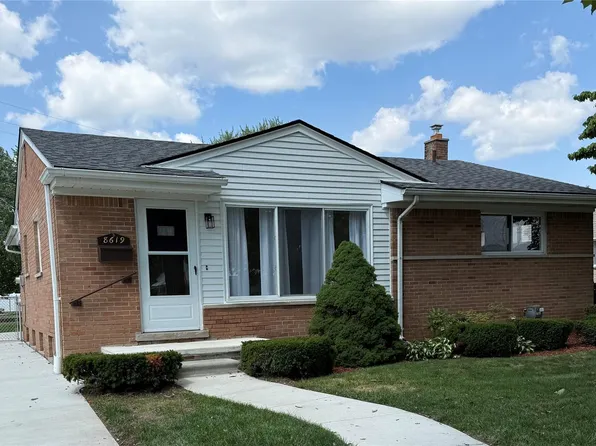 8619 Shari Dr, Westland, MI 48185