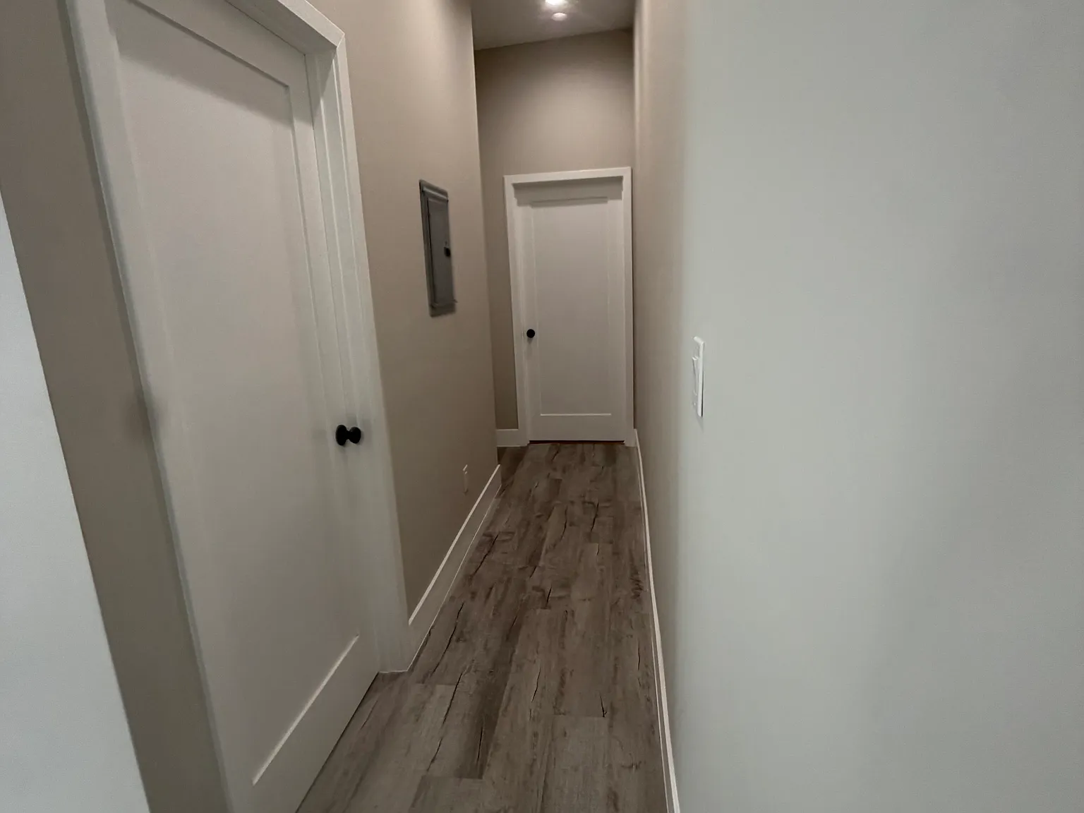 3 bed, 830 sqft, $2,980 — Photo 4