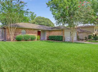 16431 Tibet Rd, Friendswood, TX 77546