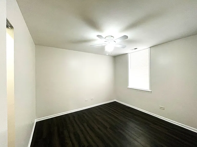 3227 S Aberdeen St #1M — Photo 9