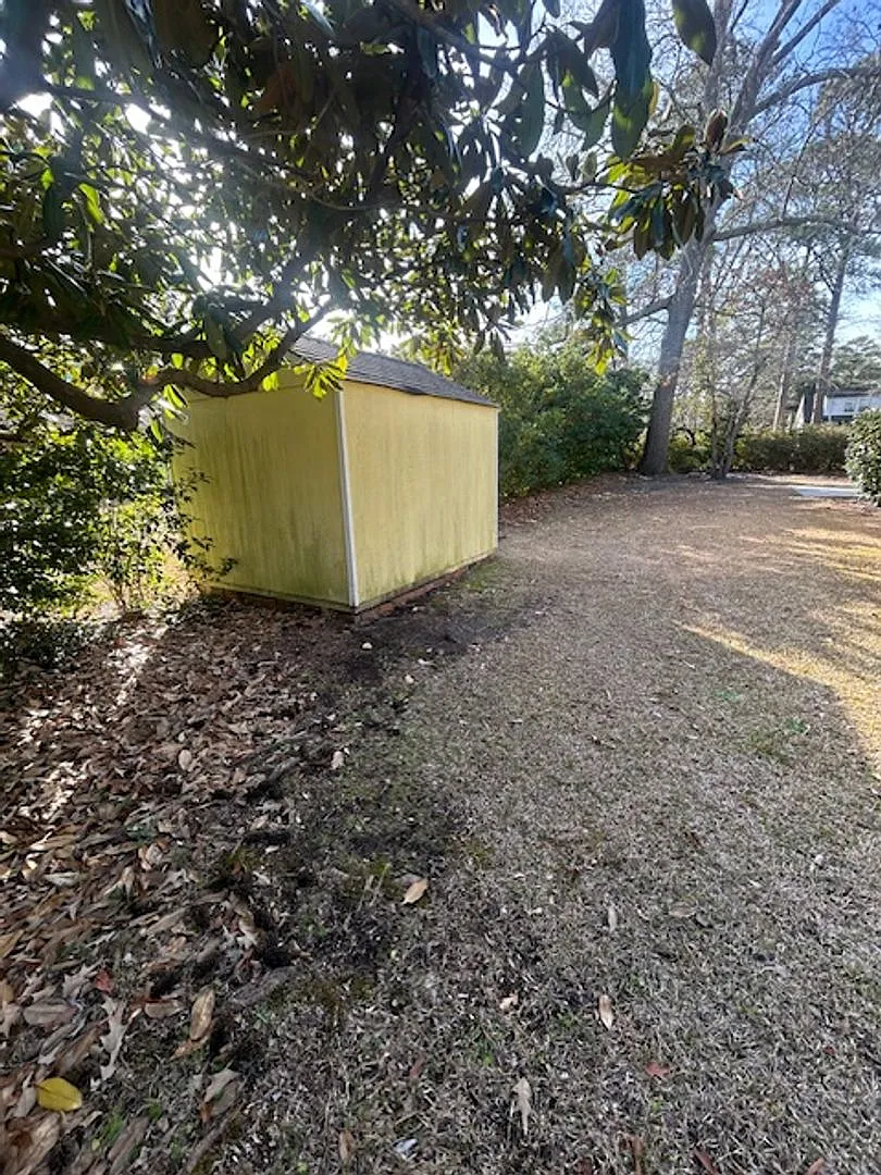 3-bedroom, 2-bath Home - Tanglewood area — Photo 3