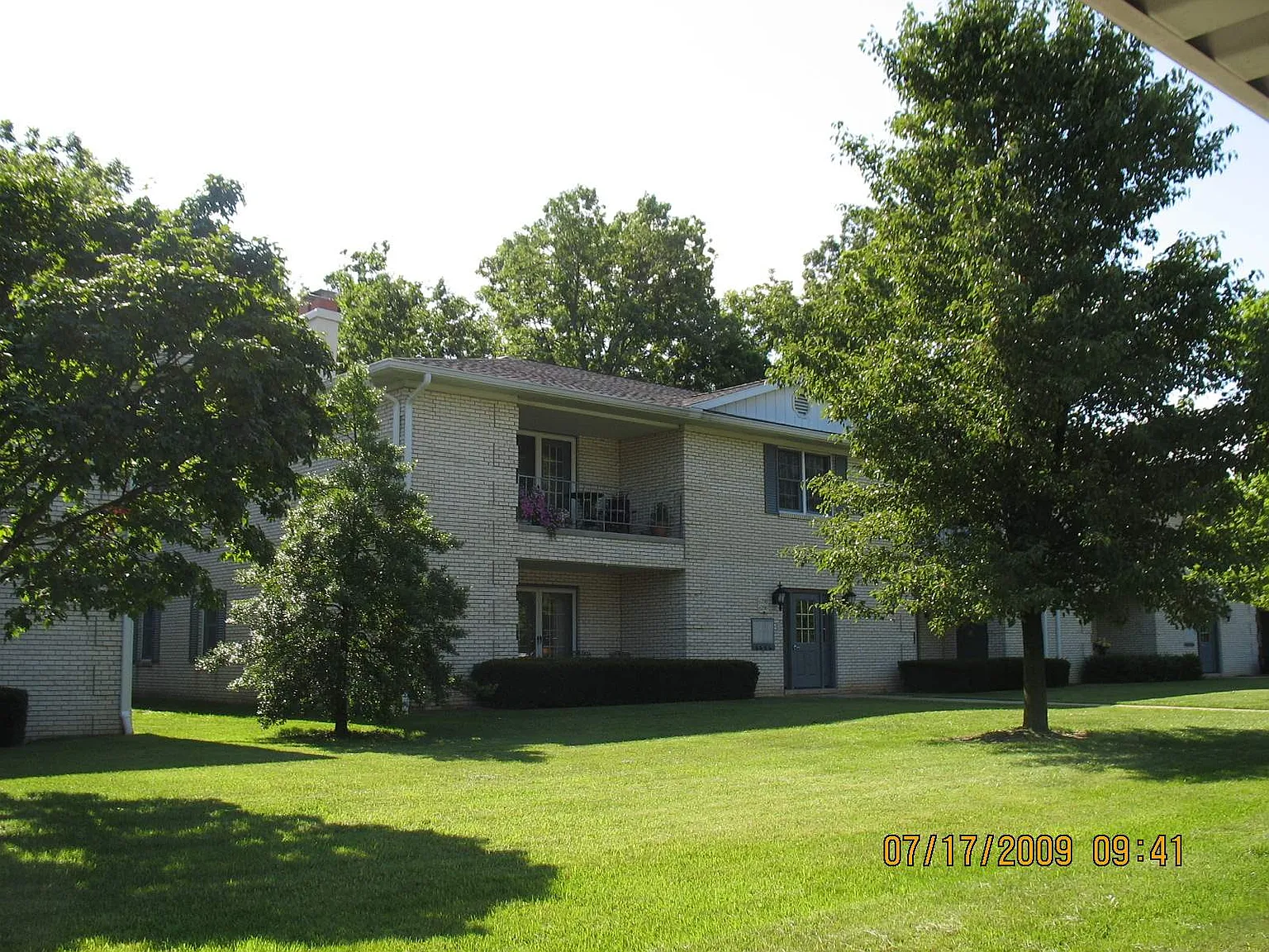6630 Newburgh Rd photo 1