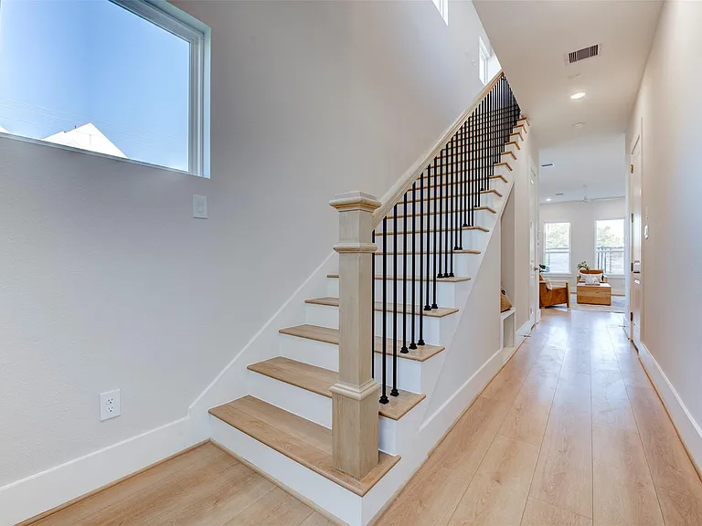 5138 Rosslyn Rd — Photo 26