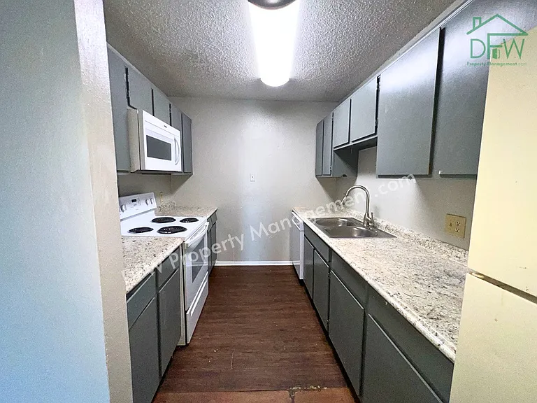 219 Fry St #12 — Photo 7
