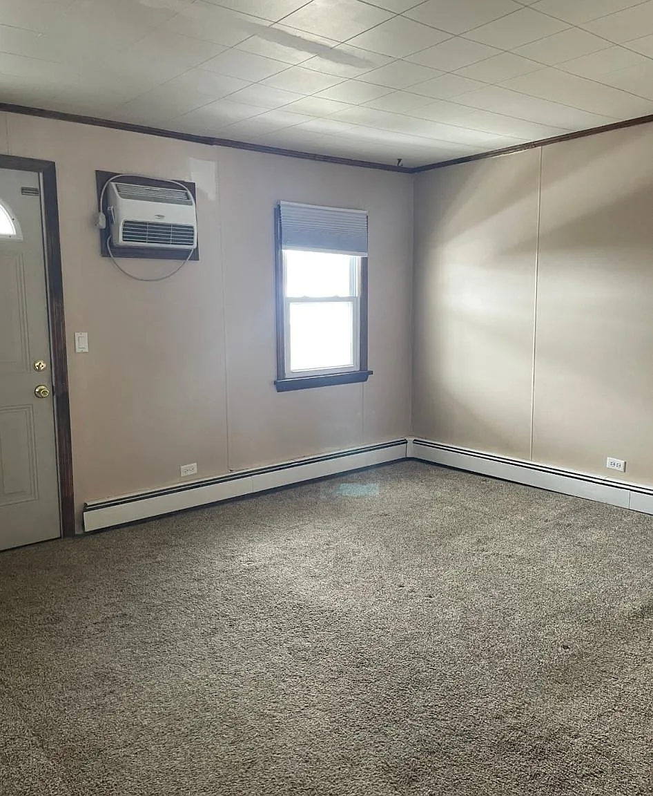 207 Bauer St — Photo 3