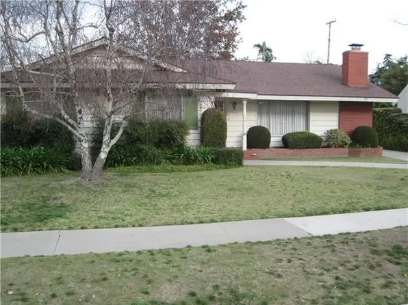 2025 N Olive St, Santa Ana, CA 92706